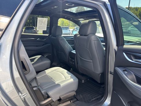 Used 2023 Buick Enclave Premium w/ Experience Buick Package image 41