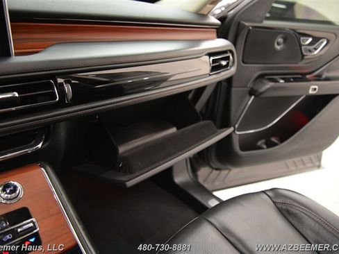 Used 2023 Lincoln Aviator Reserve w/ Equipment Group 201A image 36