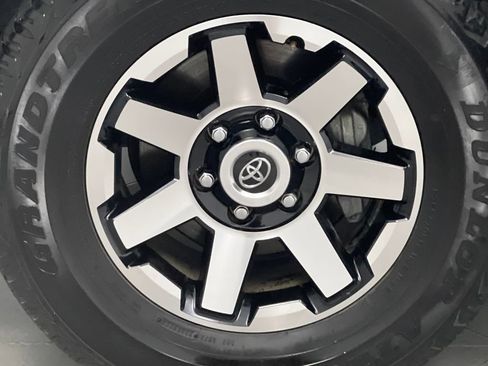 Used 2024 Toyota 4Runner TRD Off-Road image 62