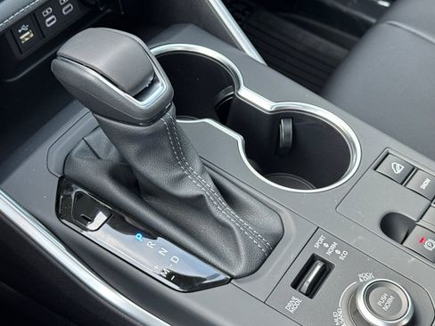 New 2026 Toyota Highlander XSE image 22
