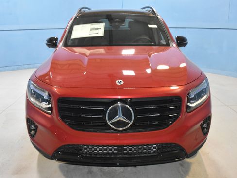 New 2026 Mercedes-Benz GLB 250 4MATIC image 21