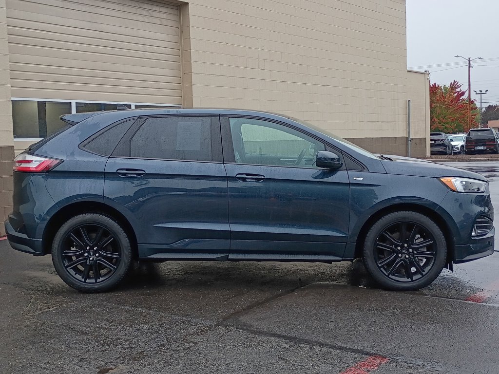 Used 2024 Ford Edge ST-Line AWD/4WD image 3