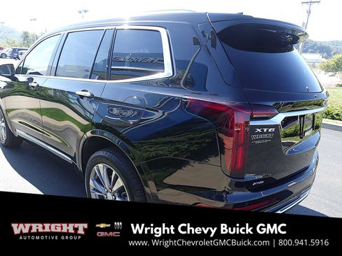 Used 2025 Cadillac XT6 Premium Luxury image 5