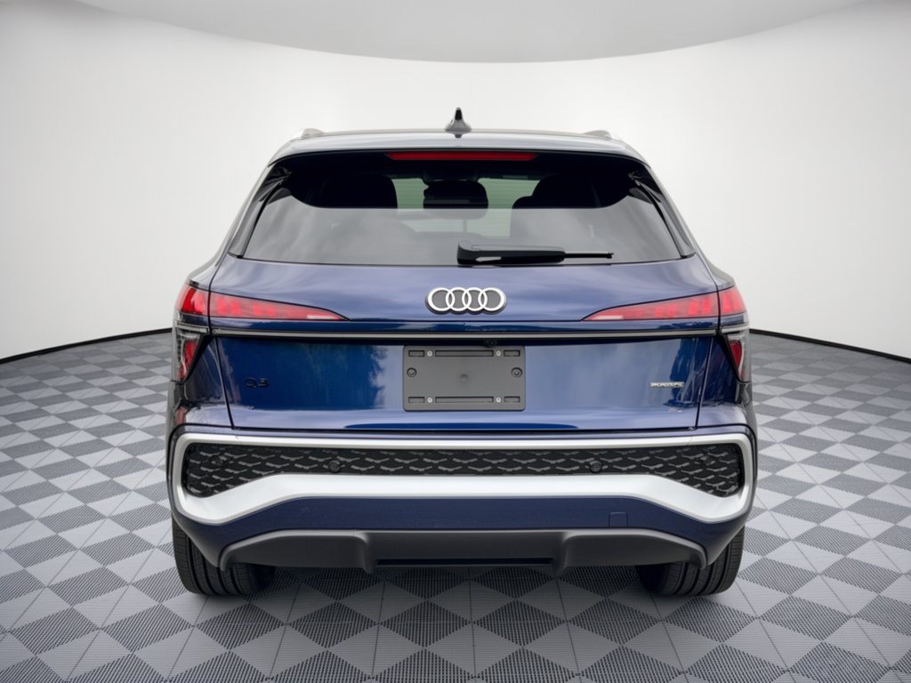 New 2026 Audi Q3 quattro 2.0T AWD/4WD image 11