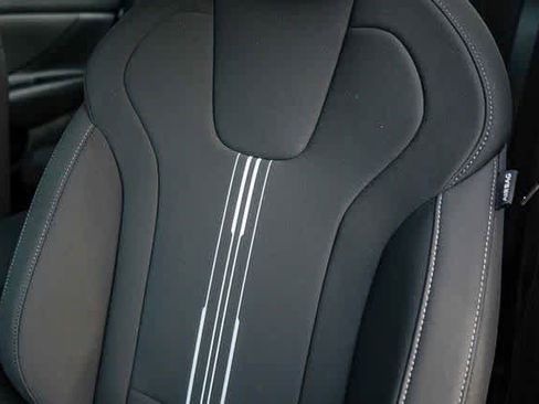 Certified 2025 Hyundai Elantra Sport FWD image 35