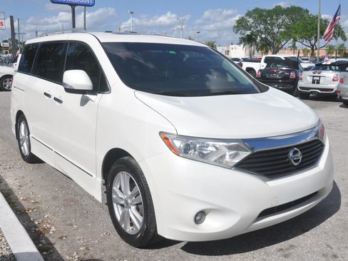 Used 2012 Nissan Quest LE w/ Value Cargo Pkg image 1