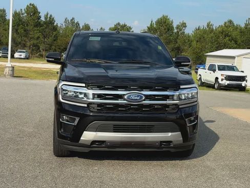 Used 2023 Ford Expedition Max Limited AWD/4WD image 3