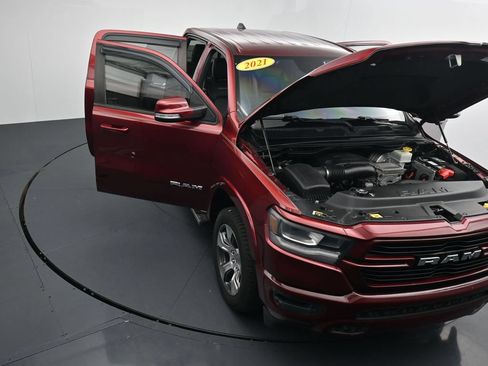 Used 2021 RAM 1500 Laramie w/ Sport Appearance Package AWD/4WD image 39