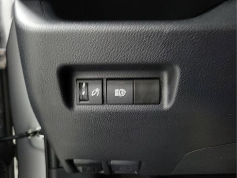Used 2024 Toyota RAV4 LE AWD/4WD image 12