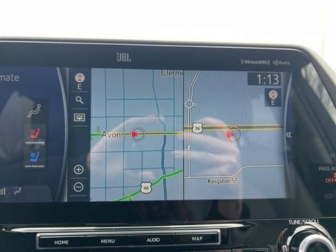 Used 2021 Toyota Highlander Limited image 19