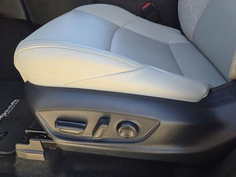 Certified 2025 Toyota Tacoma Limited image 26