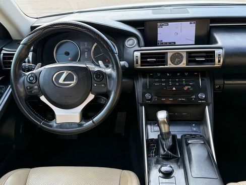 Used 2014 Lexus IS 250 w/ Navigation Package image 15
