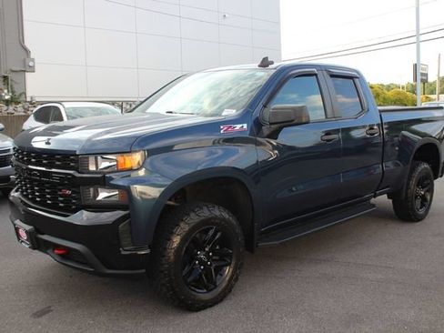 Used 2020 Chevrolet Silverado 1500 Custom Trail Boss w/ Custom Convenience Package AWD/4WD image 2