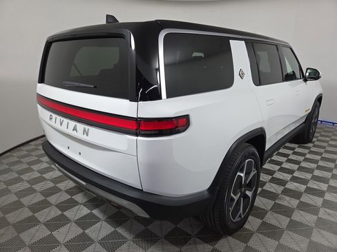 Used 2024 Rivian R1S Adventure AWD/4WD image 5
