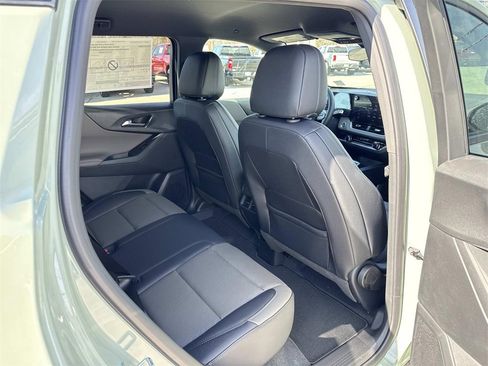 New 2026 Chevrolet Equinox LT w/ Convenience Package II image 25