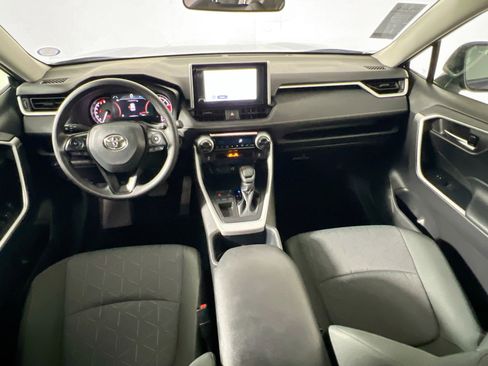 Used 2025 Toyota RAV4 XLE image 30