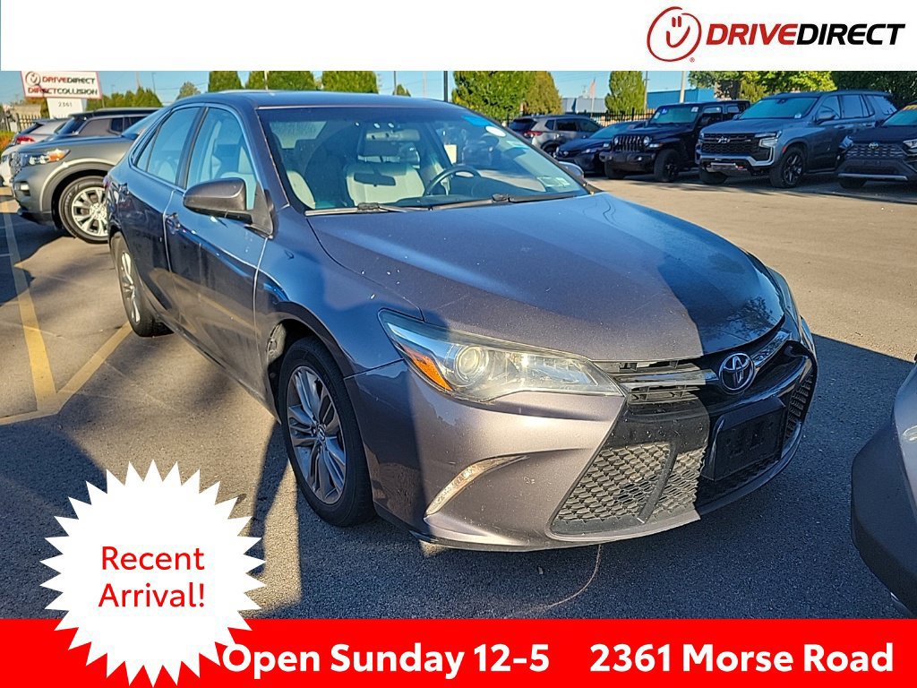 Used 2016 Toyota Camry SE FWD image 1
