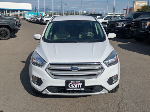 Used 2019 Ford Escape SE AWD/4WD image 9