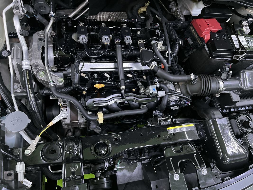 Used 2020 Nissan Versa S FWD image 17
