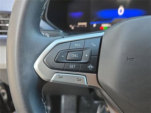 Used 2022 Volkswagen Taos SE image 22