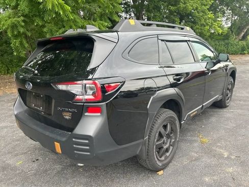 Used 2025 Subaru Outback Wilderness AWD/4WD image 3