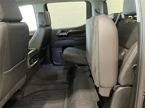 Used 2024 GMC Sierra 1500 SLT w/ SLT Premium Package image 14