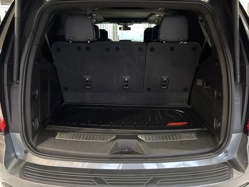 Used 2021 GMC Yukon AT4 w/ AT4 Premium Plus Package AWD/4WD image 19