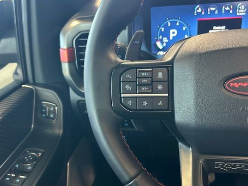 Used 2025 Ford F150 Raptor AWD/4WD image 41