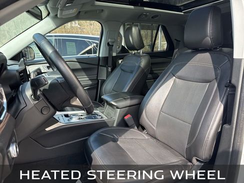 Used 2022 Ford Explorer Limited w/ Equipment Group 301A image 20