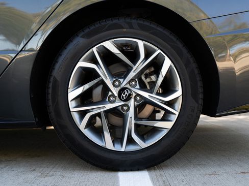 Used 2022 Hyundai Sonata SEL image 15