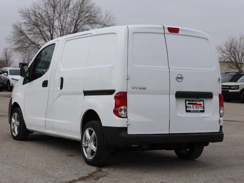 Used 2020 Nissan NV200 S image 12