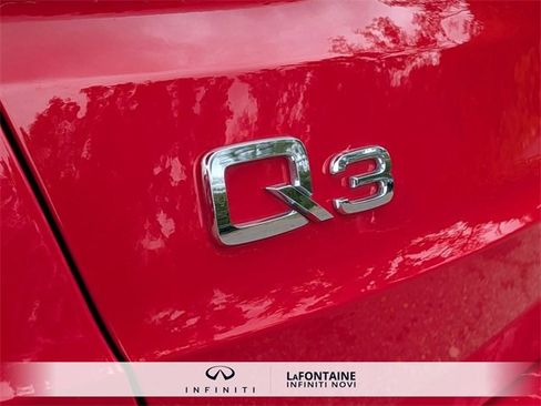 Used 2021 Audi Q3 2.0T Premium image 10