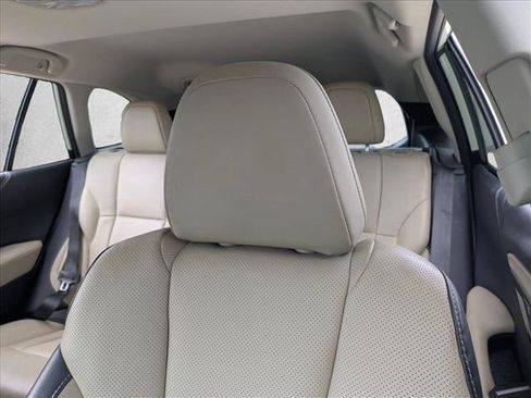 Used 2023 Subaru Outback Limited AWD/4WD image 13