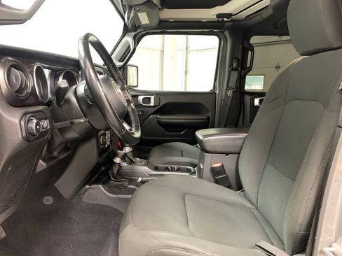 Used 2021 Jeep Wrangler Unlimited Sport AWD/4WD image 17