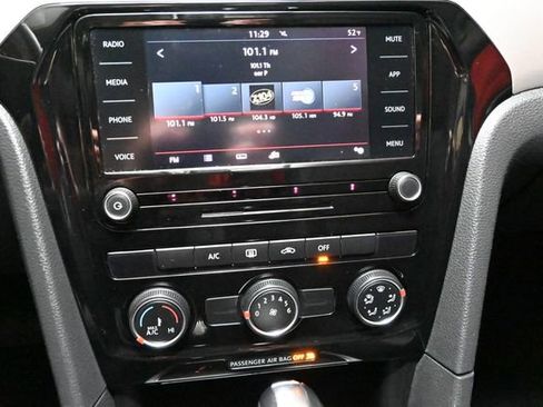 Used 2020 Volkswagen Passat 2.0T S image 14