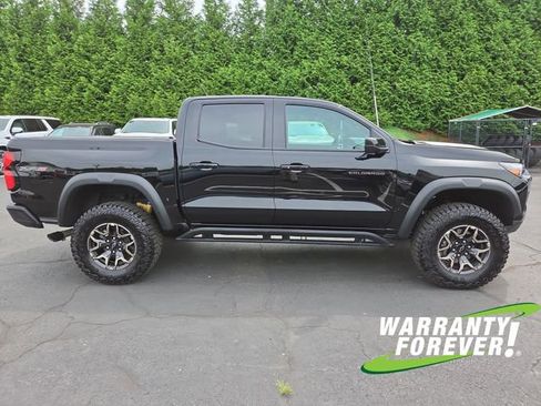 Used 2024 Chevrolet Colorado ZR2 w/ ZR2 Convenience Package III AWD/4WD image 8