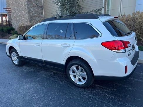 Used 2014 Subaru Outback 2.5i Limited image 25