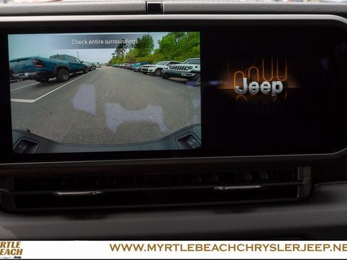 New 2025 Jeep Gladiator Sport w/ Premium Package image 20