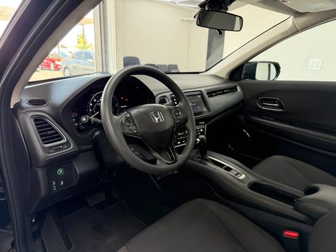 Used 2021 Honda HR-V EX image 15