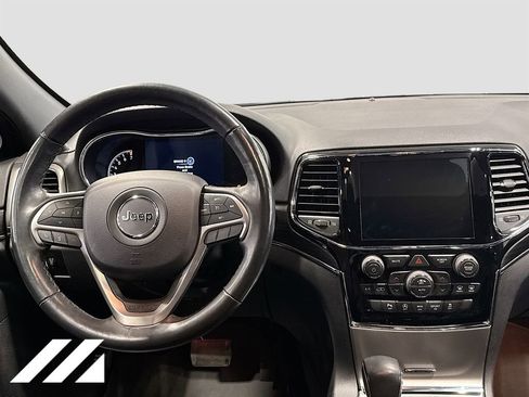 Used 2019 Jeep Grand Cherokee Limited w/ Trailer Tow Group IV AWD/4WD image 25