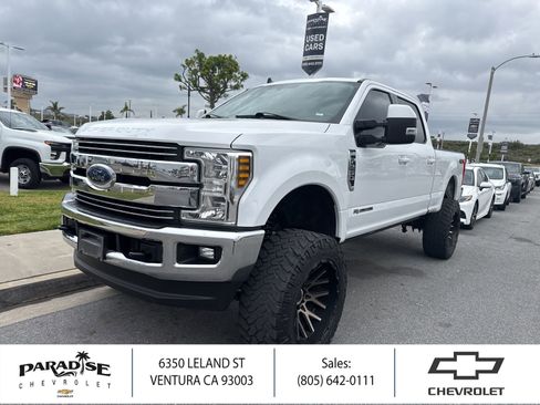 Used 2019 Ford F250 Lariat w/ Lariat Value Package image 1
