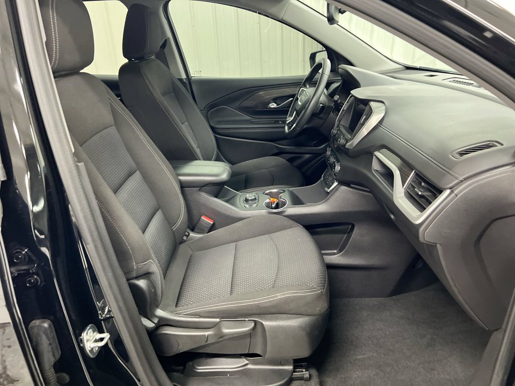 Used 2024 GMC Terrain SLE w/ Driver Convenience Package AWD/4WD image 22