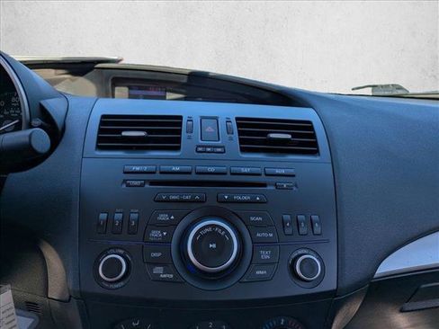 Used 2012 MAZDA MAZDA3 i Touring image 13