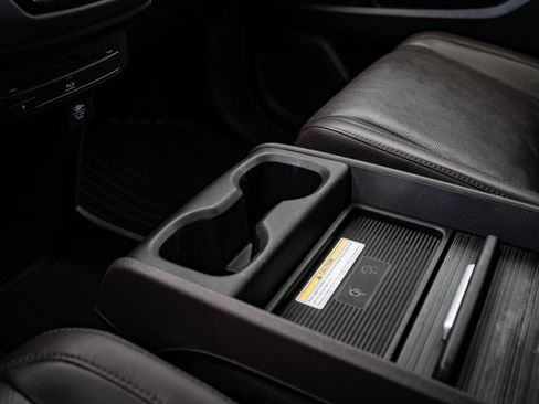 Used 2018 Honda Odyssey Elite image 38