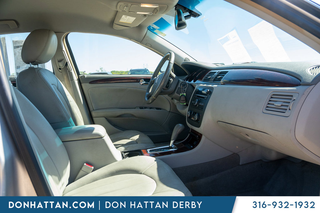 Used 2009 Buick Lucerne CXL FWD image 20