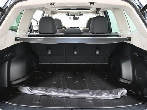 Used 2023 Subaru Forester Sport image 19