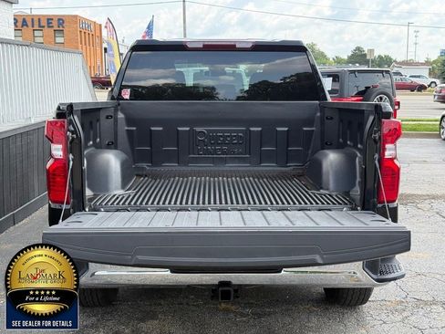 Used 2025 Chevrolet Silverado 1500 LT AWD/4WD image 20
