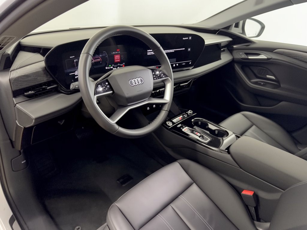 Used 2025 Audi A6 e-tron Premium Plus w/ Premium Plus RWD image 4