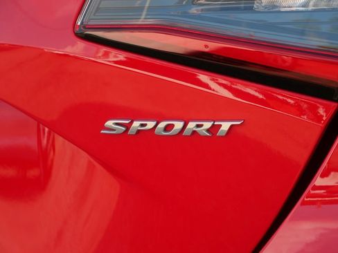 Used 2023 Honda Civic Sport image 8