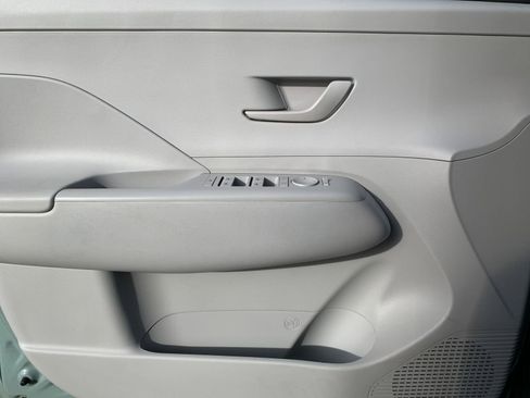 Used 2025 Hyundai Kona SEL image 20